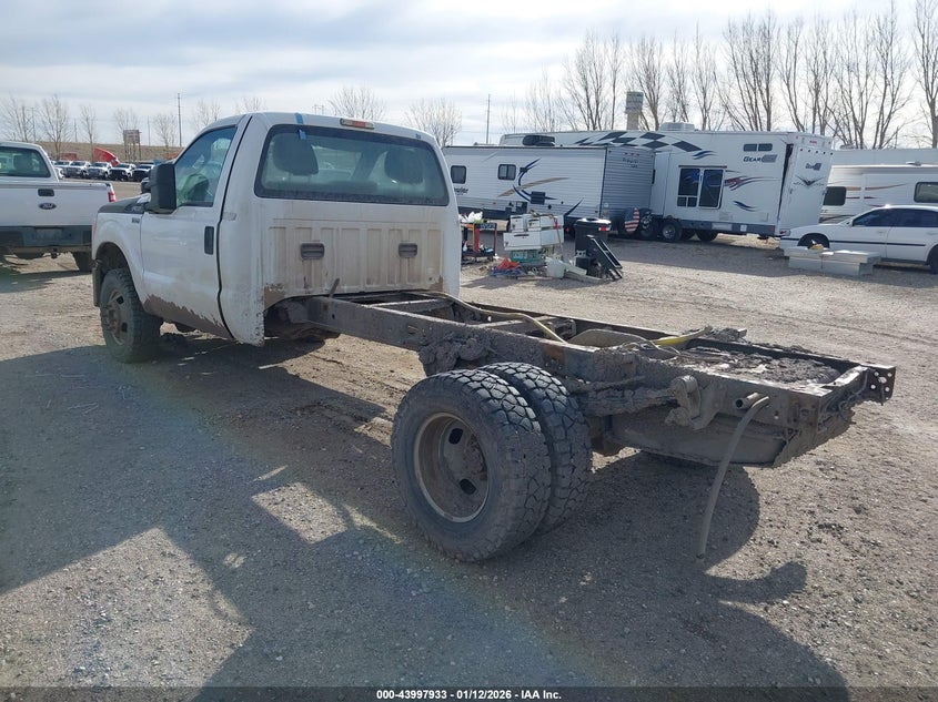 2012 Ford F-350 Chassis Xl