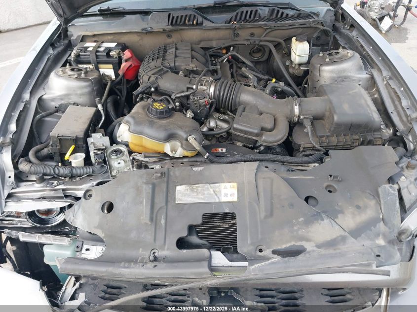 2013 Ford Mustang V6 VIN: 1ZVBP8AM3D5275422 Lot: 43997975