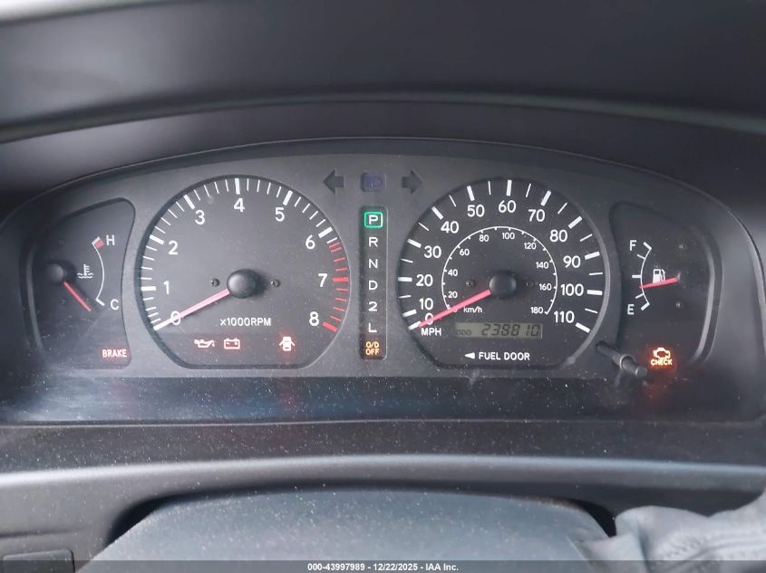 1998 Toyota Sienna Xle VIN: 4T3ZF13C9WU077536 Lot: 43997989