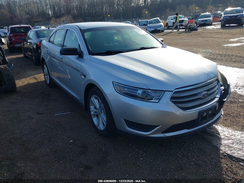 1FAHP2D84FG177036 2015 Ford Taurus Se auction photo 1