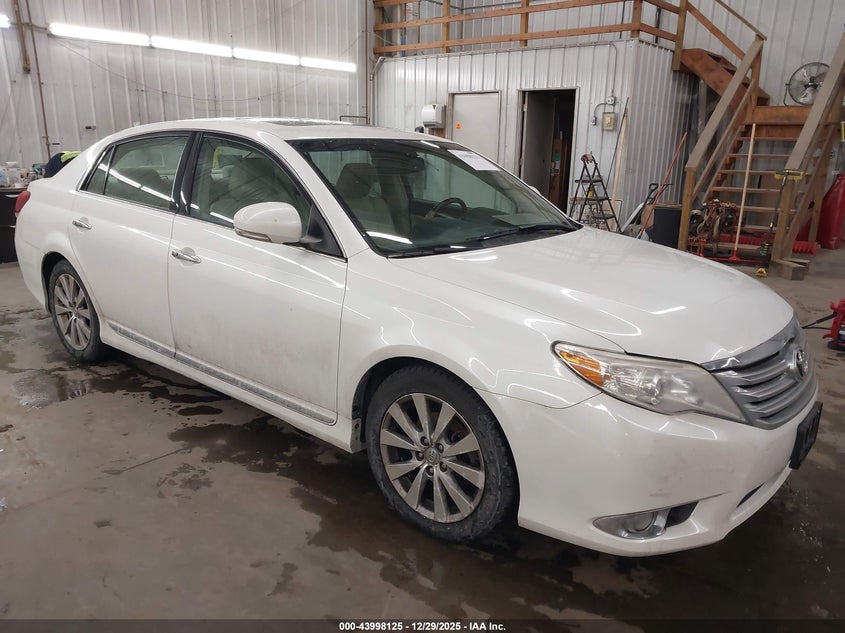 2011 TOYOTA AVALON LIMITED