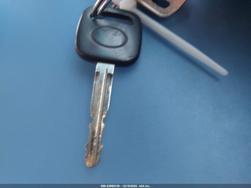 2000 Toyota Tundra Sr5 V8 VIN: 5TBRT3419YS124787 Lot: 43998129