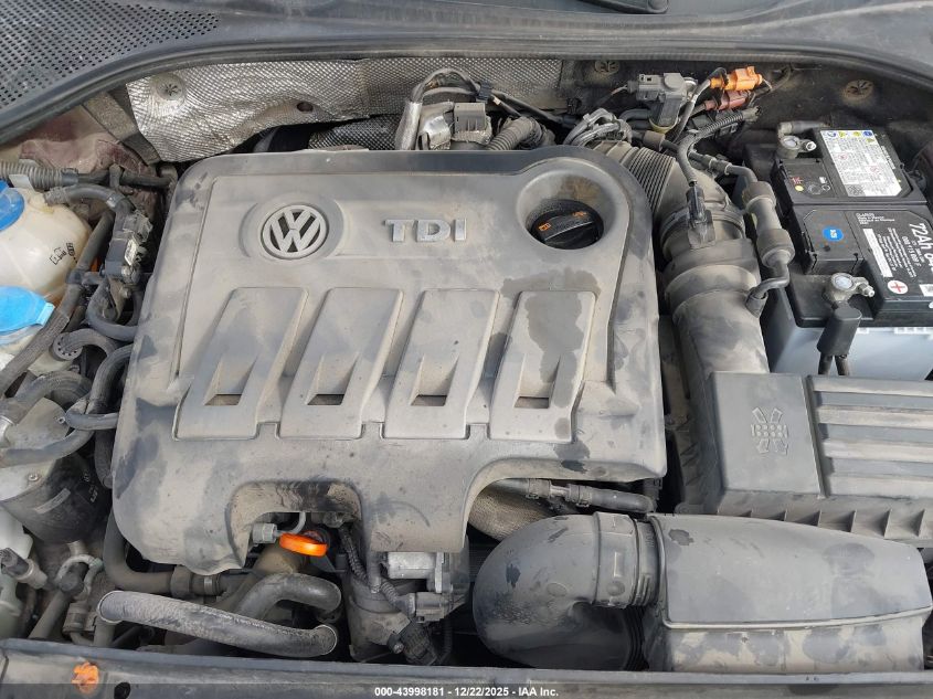 2012 Volkswagen Passat 2.0L Tdi Sel Premium VIN: 1VWCN7A32CC044288 Lot: 43998181