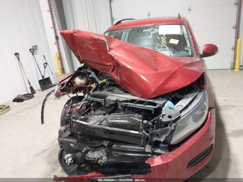 2016 Volkswagen Tiguan S VIN: WVGBV7AX3GW042115 Lot: 43998201