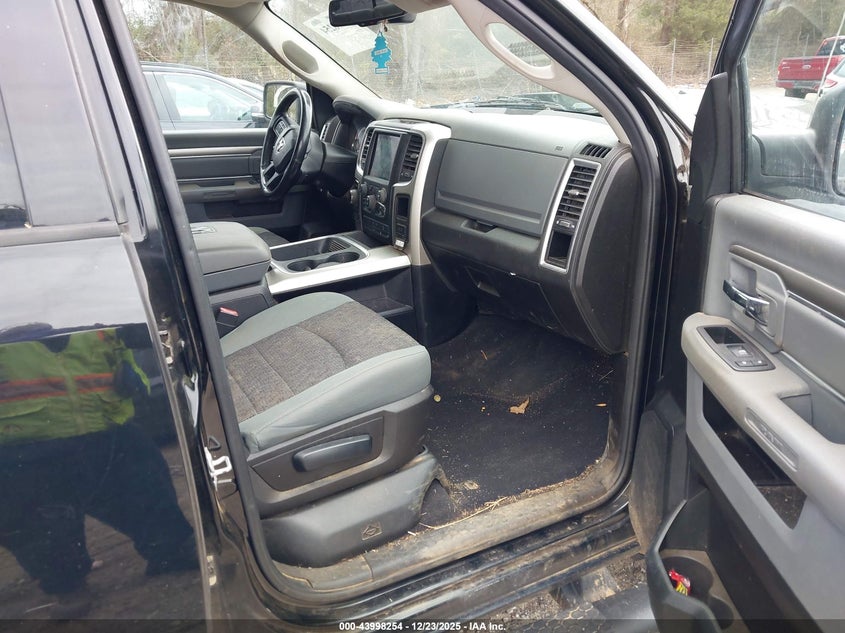 2019 Ram 1500 Classic Warlock 4X4 6'4 Box