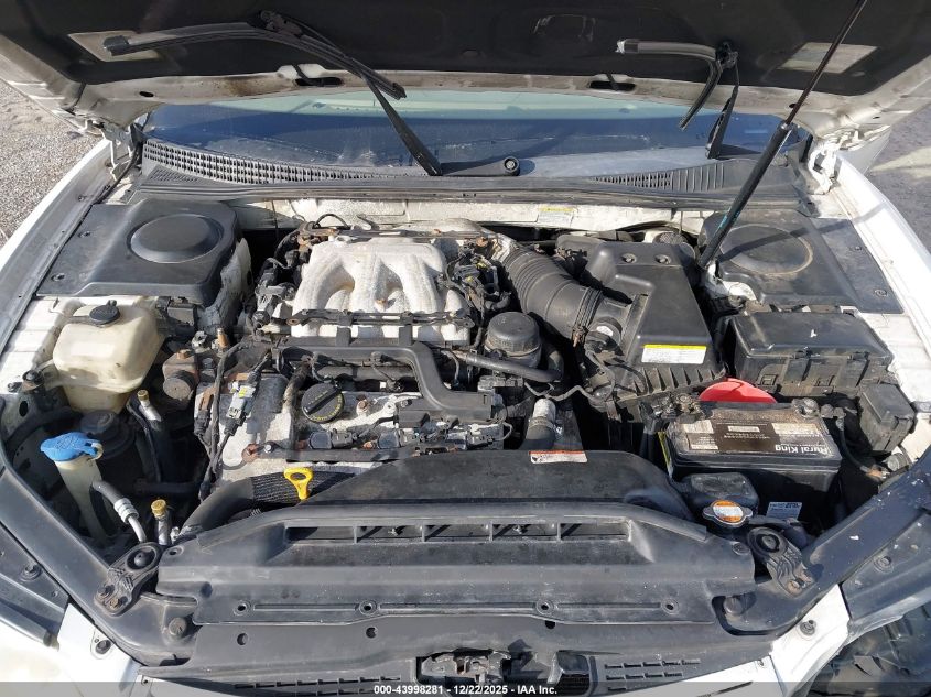 2008 Hyundai Azera Limited VIN: KMHFC46F98A257616 Lot: 43998281