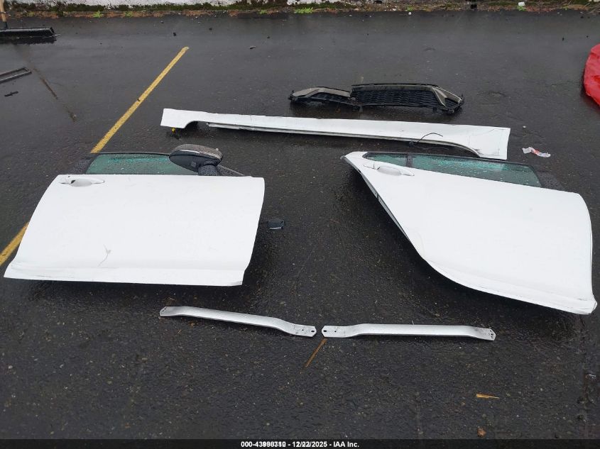 2022 Kia Stinger Gt-Line VIN: KNAE35LD4N6112813 Lot: 43998310