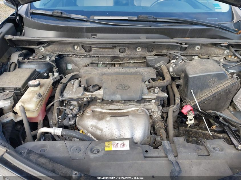 2017 Toyota Rav4 Xle VIN: JTMWFREV0HJ102289 Lot: 43998312