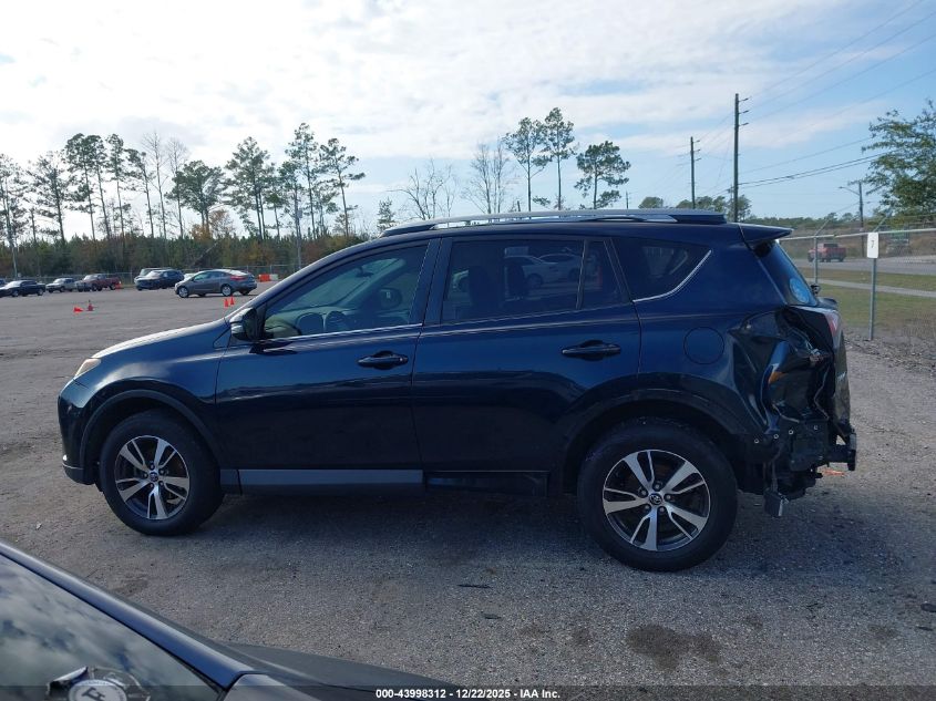 2017 Toyota Rav4 Xle VIN: JTMWFREV0HJ102289 Lot: 43998312