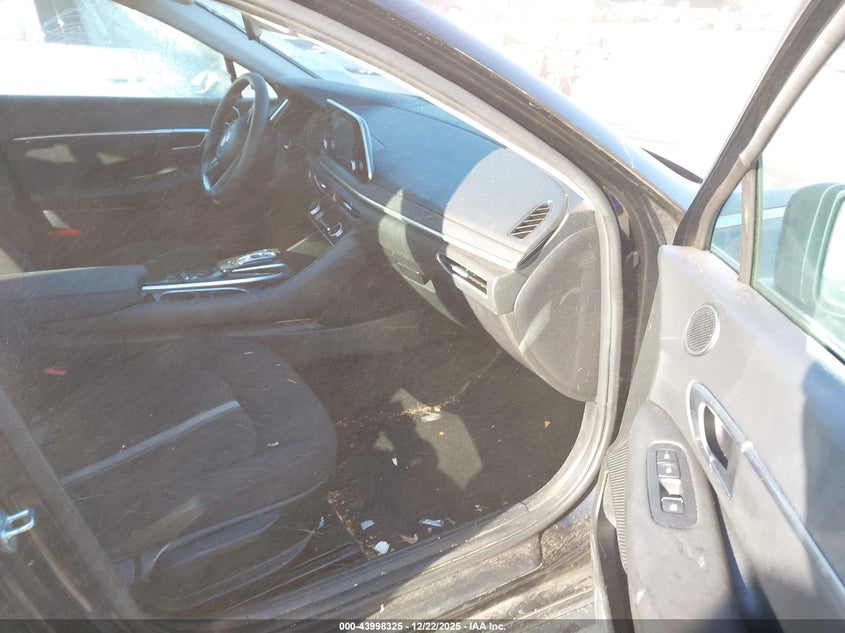 2022 Hyundai Sonata Sel