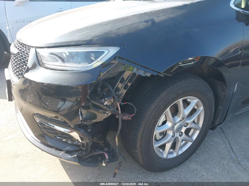 2024 Chrysler Pacifica Touring L VIN: 2C4RC1BG3RR136169 Lot: 43998327