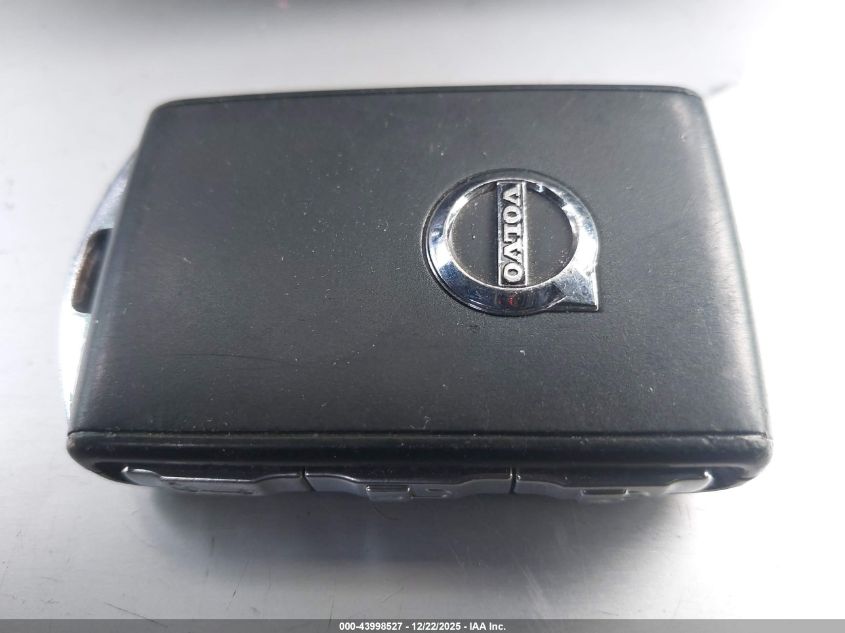 2020 Volvo S60 T5 Momentum VIN: 7JR102FK8LG030451 Lot: 43998527