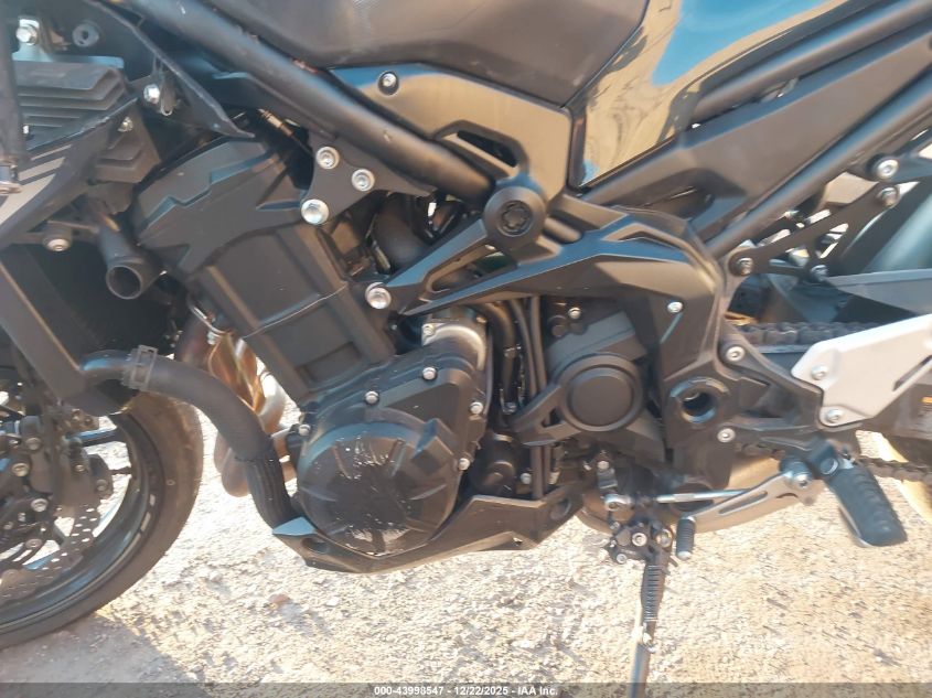 2022 Kawasaki Zr900 VIN: JKAZR2F19NA035222 Lot: 43998547