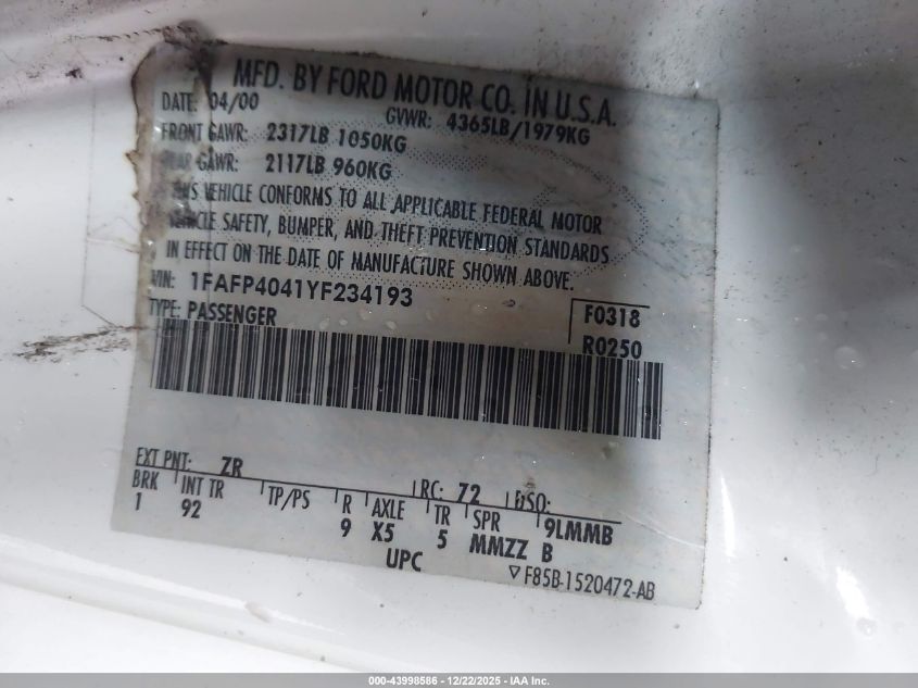 2000 Ford Mustang VIN: 1FAFP4041YF234193 Lot: 43998586