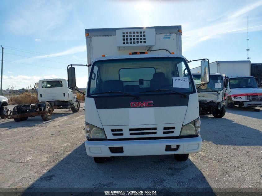 2007 GMC W4S042 W4500 Hd Gas Reg VIN: 4KDC4B1U17J800174 Lot: 43998619