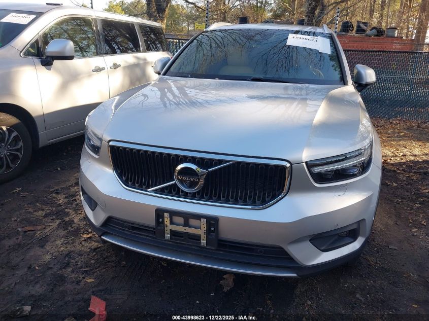 2019 Volvo Xc40 T5 Momentum/T5 R-Design VIN: YV4162XZ2K2007667 Lot: 43998623