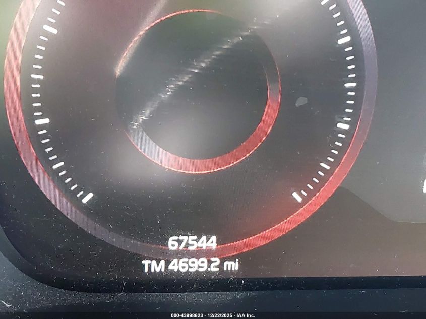 2019 Volvo Xc40 T5 Momentum/T5 R-Design VIN: YV4162XZ2K2007667 Lot: 43998623