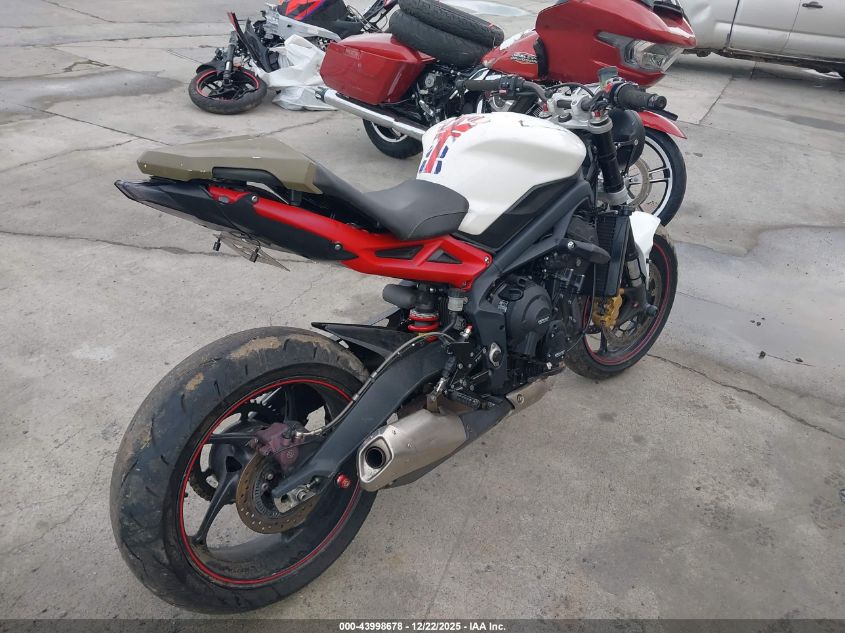 2013 Triumph Motorcycle Street Triple R VIN: SMTL03NE8DT575729 Lot: 43998678