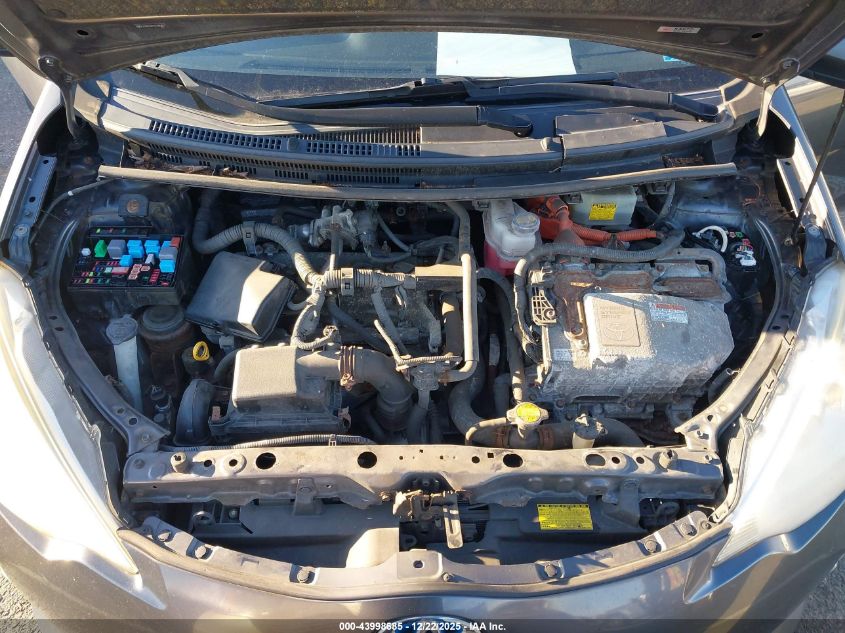 2012 Toyota Prius C Two VIN: JTDKDTB37C1505831 Lot: 43998685