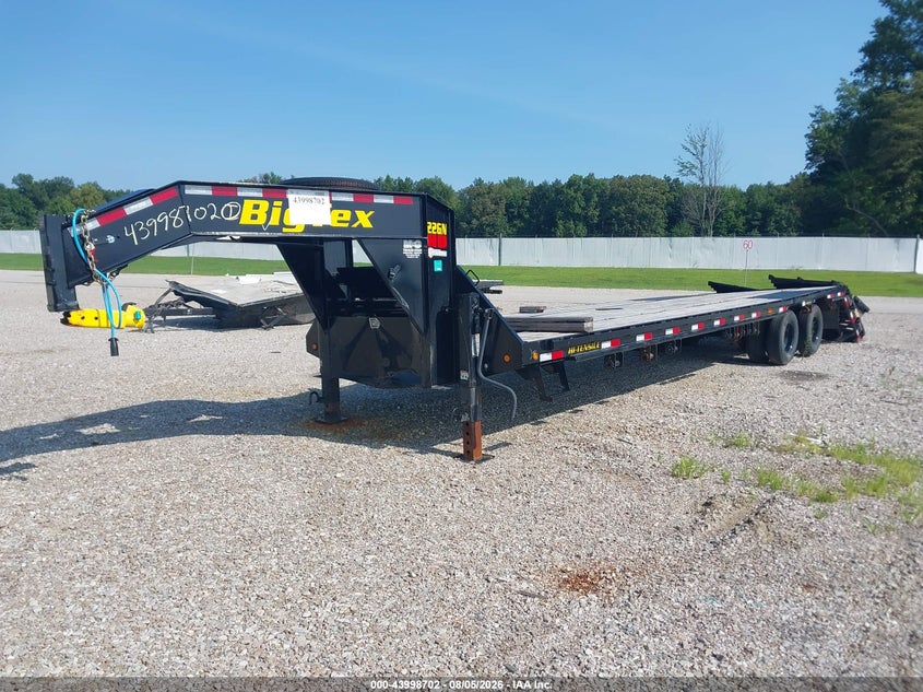 2026 BIG TEX TRAILER CO INC FLATBED GOOSENECK auction photo 2