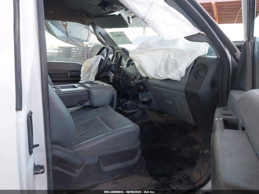 1FT7X2B69CEB00922 2012 Ford F250 6.2 F-250 Xl white
