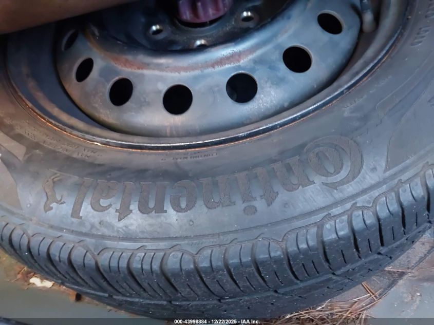 2004 Toyota Camry Xle VIN: 4T1BE30K24U831054 Lot: 43998884