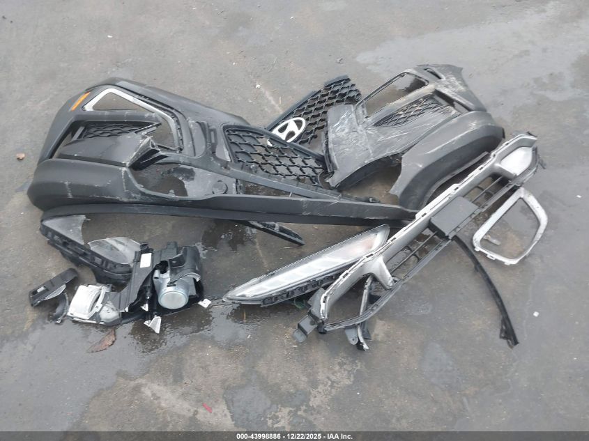 2018 Hyundai Kona Sel VIN: KM8K62AA2JU077114 Lot: 43998886