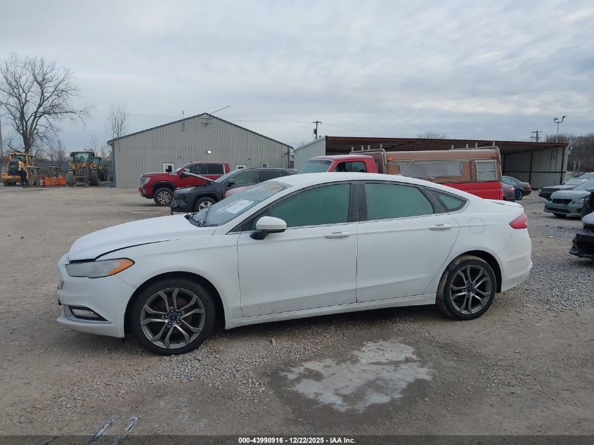 2017 Ford Fusion S VIN: 3FA6P0G71HR395056 Lot: 43998916