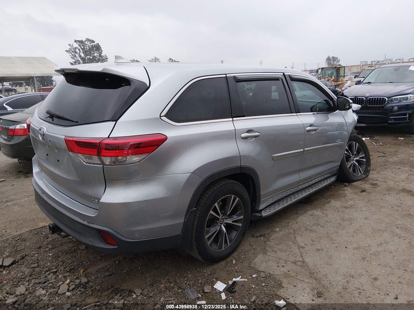 2017 Toyota Highlander Le Plus