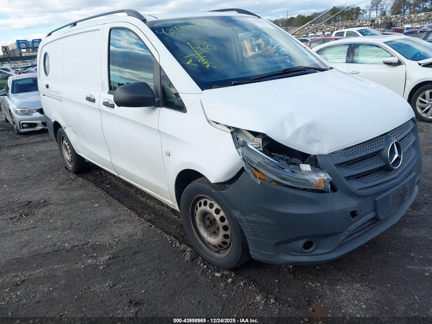 2016 Mercedes-Benz Metris