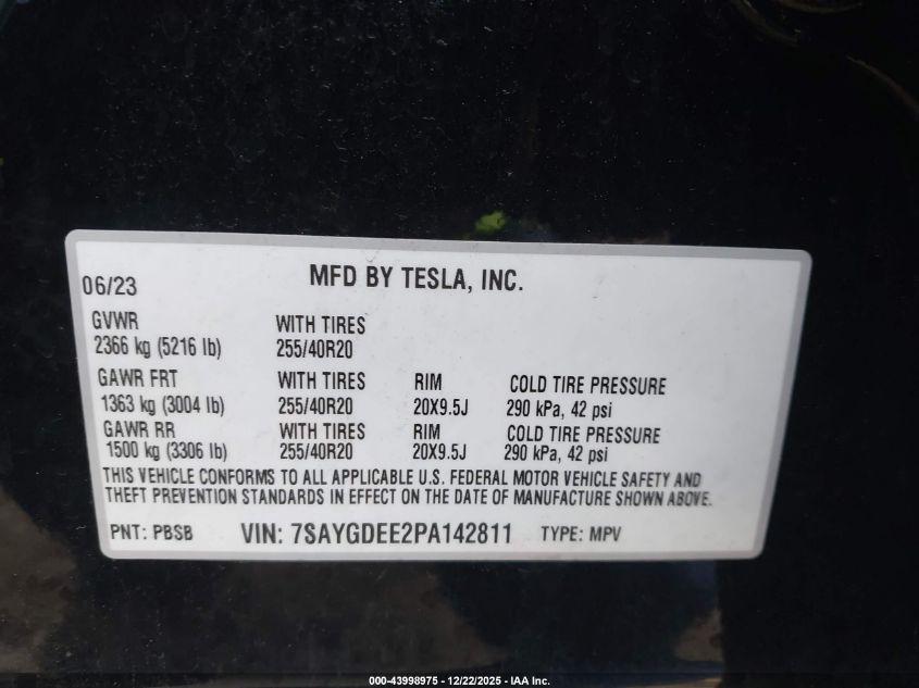 2023 Tesla Model Y Awd/Long Range Dual Motor All-Wheel Drive VIN: 7SAYGDEE2PA142811 Lot: 43998975