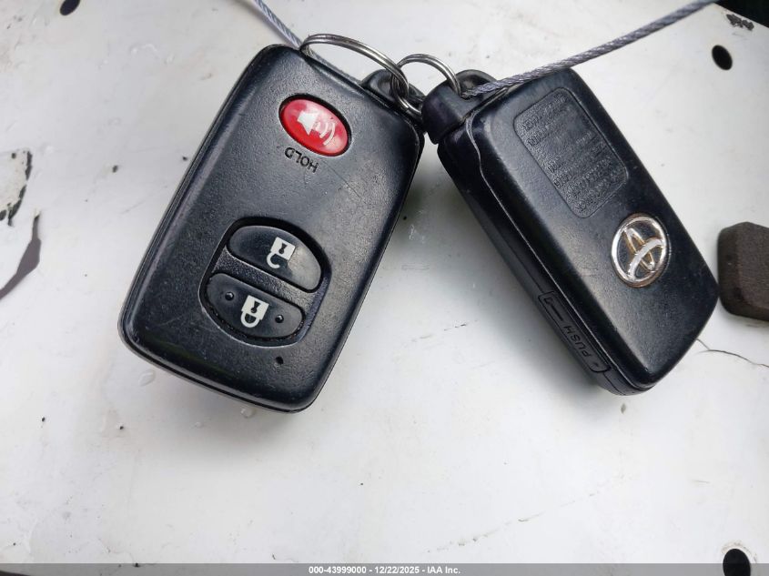 2013 Toyota Prius Two VIN: JTDKN3DU6D5629831 Lot: 43999000