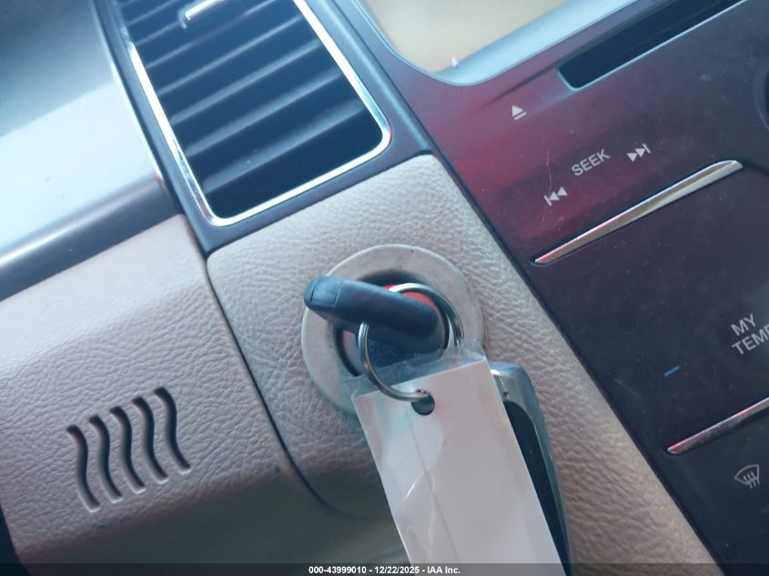 2014 Ford Taurus Sel VIN: 1FAHP2E83EG123532 Lot: 43999010