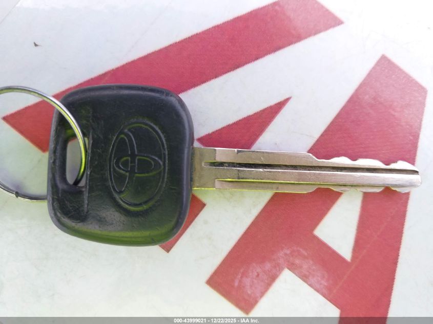 2005 Toyota Camry Se VIN: 4T1BE32K65U038595 Lot: 43999021