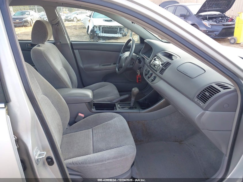 2002 Toyota Camry Le