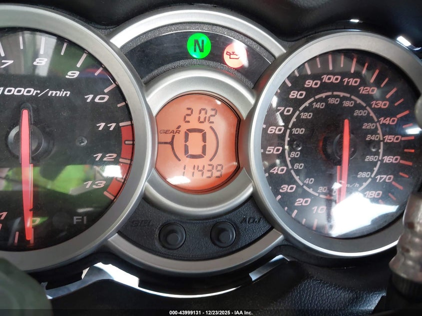 2012 Suzuki Gsx1300 R VIN: JS1GX72A2C2102282 Lot: 43999131