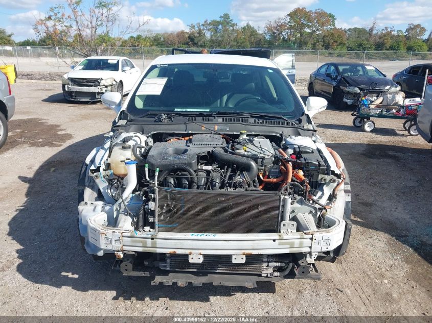 2017 Ford Fusion Energi Se Luxury VIN: 3FA6P0PU0HR201090 Lot: 43999162