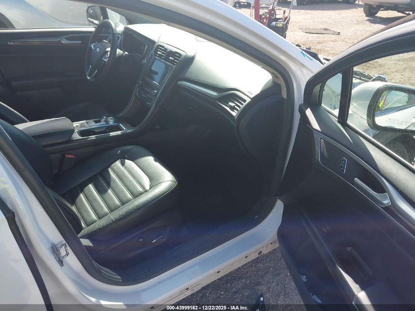 2017 Ford Fusion Energi Se Luxury VIN: 3FA6P0PU0HR201090 Lot: 43999162