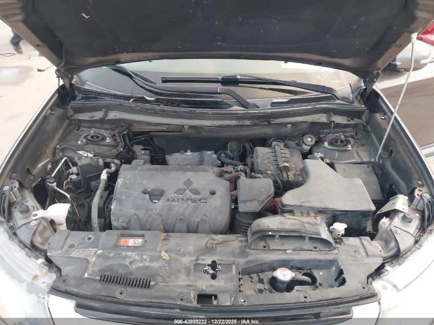 2018 Mitsubishi Outlander Se VIN: JA4AZ3A32JZ044738 Lot: 43999222