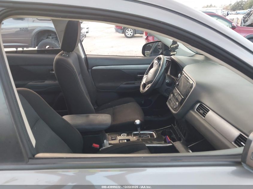 2018 Mitsubishi Outlander Se VIN: JA4AZ3A32JZ044738 Lot: 43999222