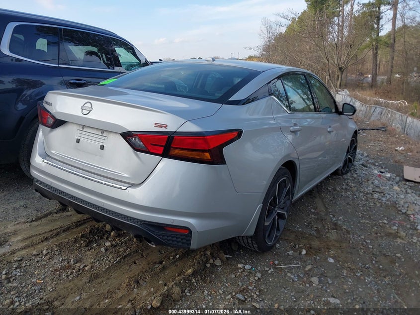 2023 Nissan Altima Sr Fwd