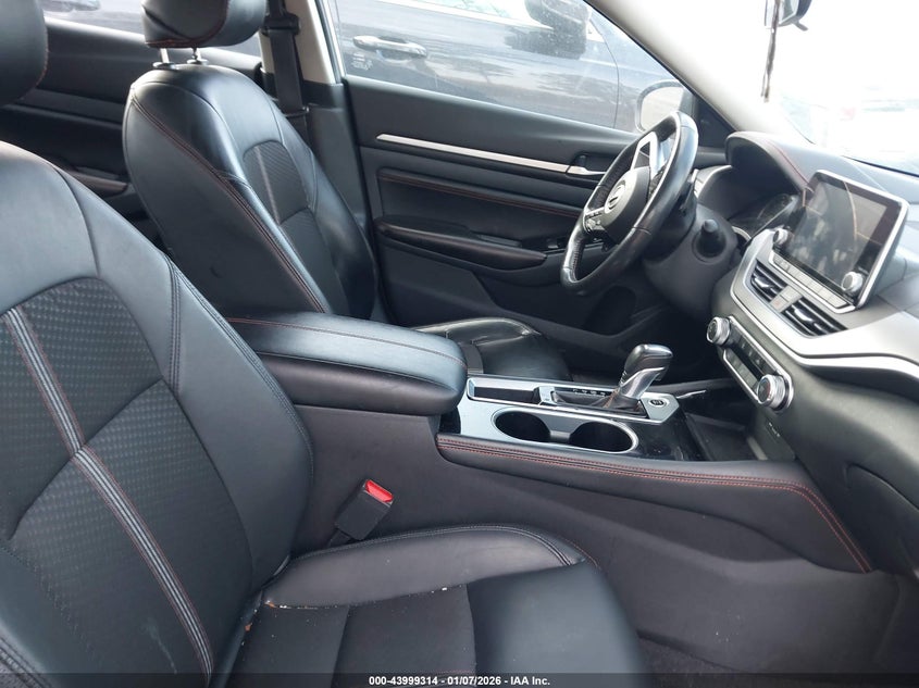 2023 Nissan Altima Sr Fwd