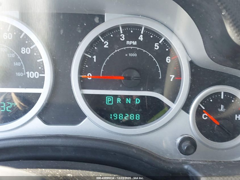 2008 Jeep Wrangler Unlimited Rubicon VIN: 1J8GA69128L565816 Lot: 43999334