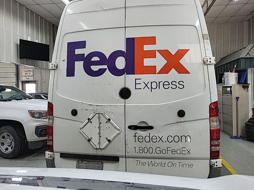 2011 Mercedes-Benz Sprinter 2500 High Roof VIN: WD3PE8CB9B5592591 Lot: 43999345