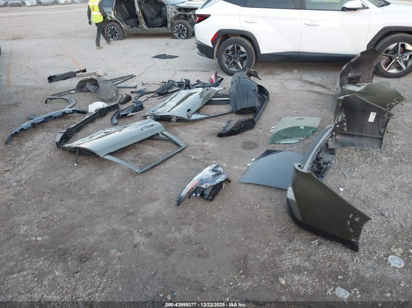 2025 Subaru Forester Premium VIN: JF2SLDDC2SH516183 Lot: 43999377