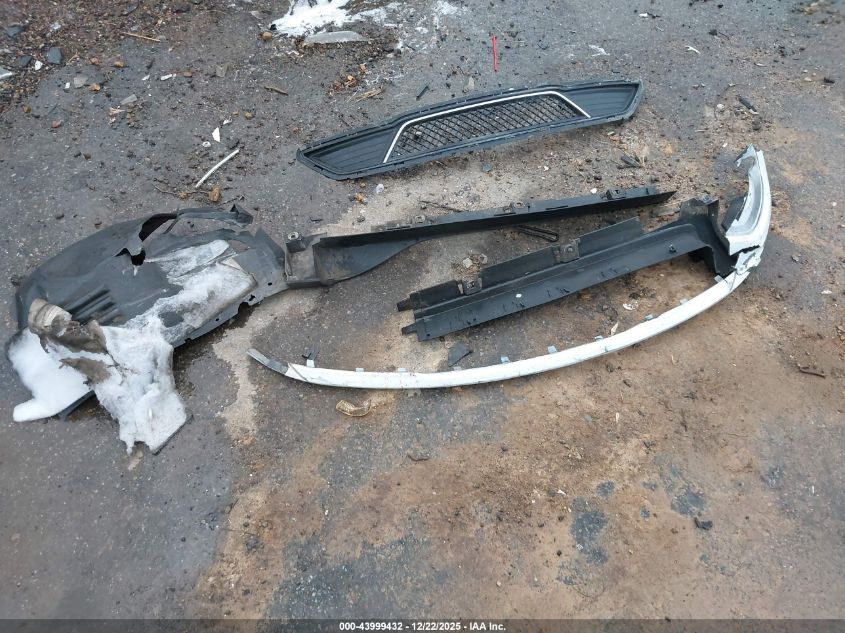 2015 Ford Taurus Limited VIN: 1FAHP2F84FG137343 Lot: 43999432