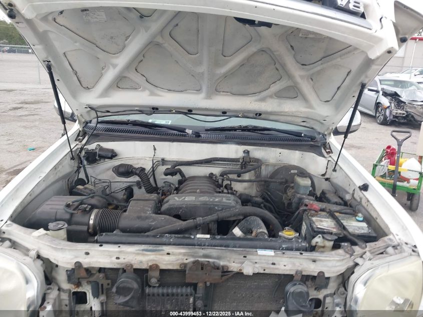 2006 Toyota Tundra Darrell Waltrip Edition/Sr5 V8 VIN: 5TBET34186S54610 Lot: 43999453