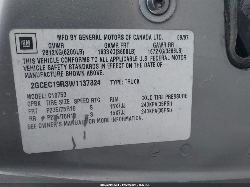 1998 Chevrolet C1500 Fleetside VIN: 2GCEC19R3W1137824 Lot: 43999531