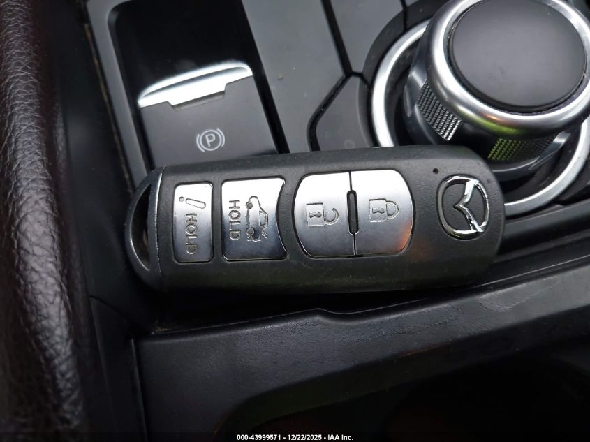 2018 Mazda Mazda3 Touring VIN: 3MZBN1V35JM226243 Lot: 43999571