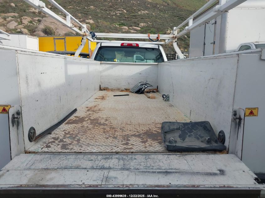 2019 Chevrolet Silverado 3500Hd Chassis Wt VIN: 1GB3CVCG2KF107825 Lot: 43999639